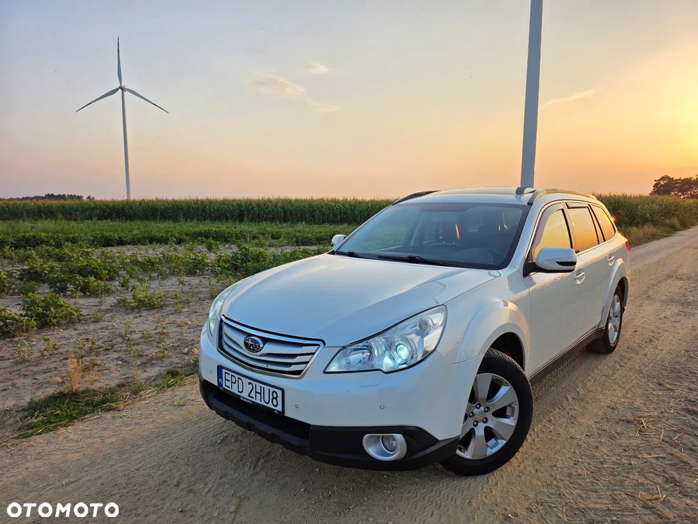 Subaru Outback - 1