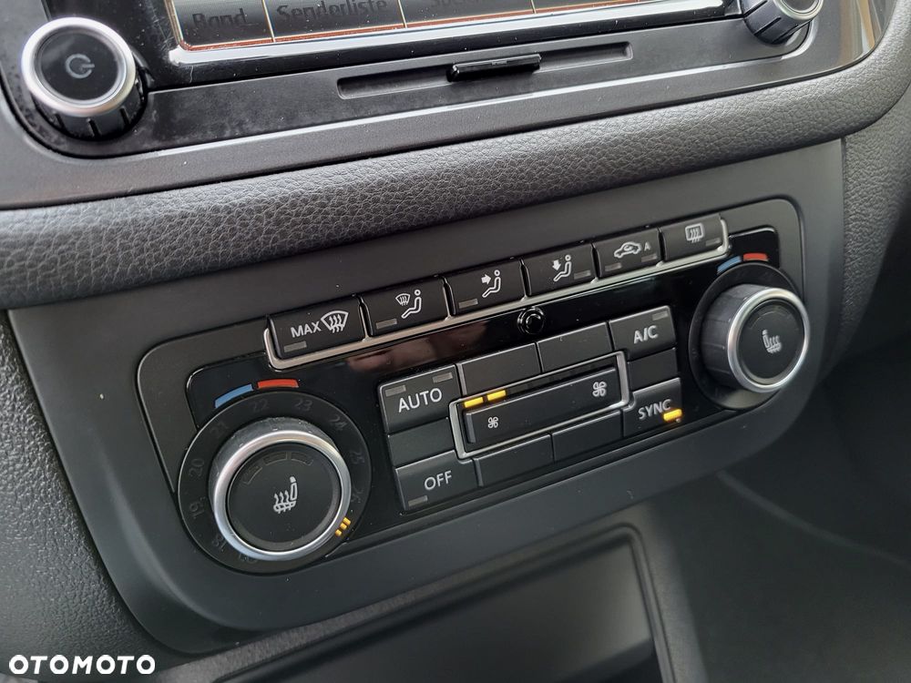 Volkswagen Tiguan 2.0 TDI DPF BlueMotion Technology Exclusive - 26