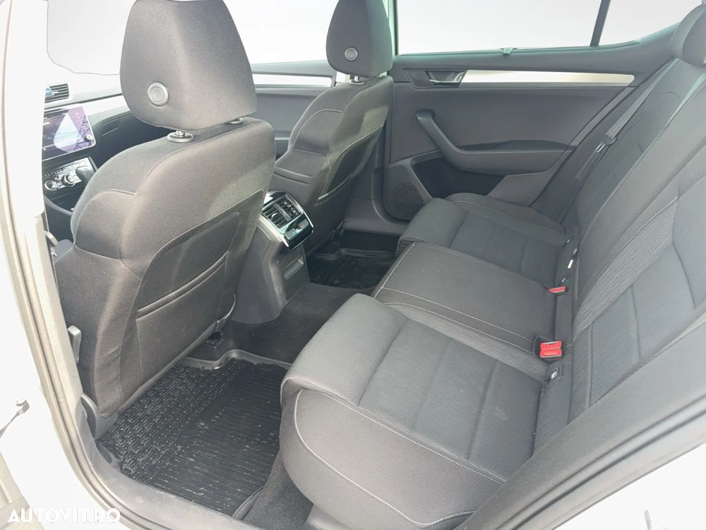 Skoda Superb 2.0 TDI DSG Ambition - 12