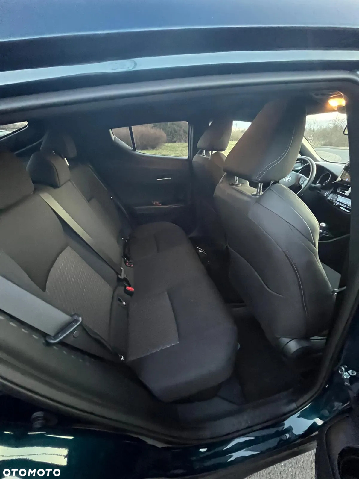Toyota C-HR - 8