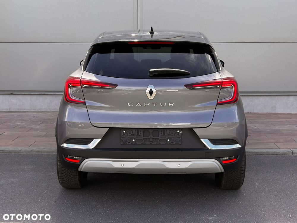Renault Captur 1.3 TCe mHEV Intens EDC - 4
