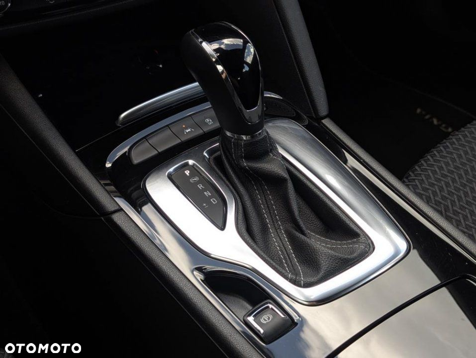 Opel Insignia - 23