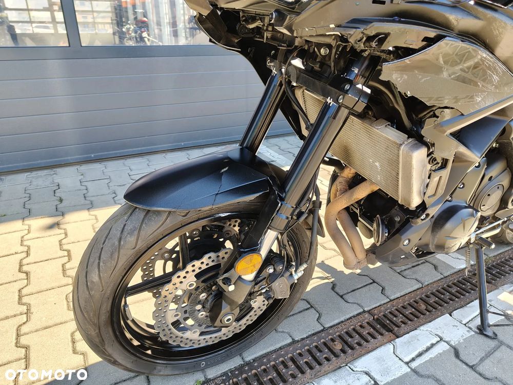 Kawasaki Versys 650 - 16