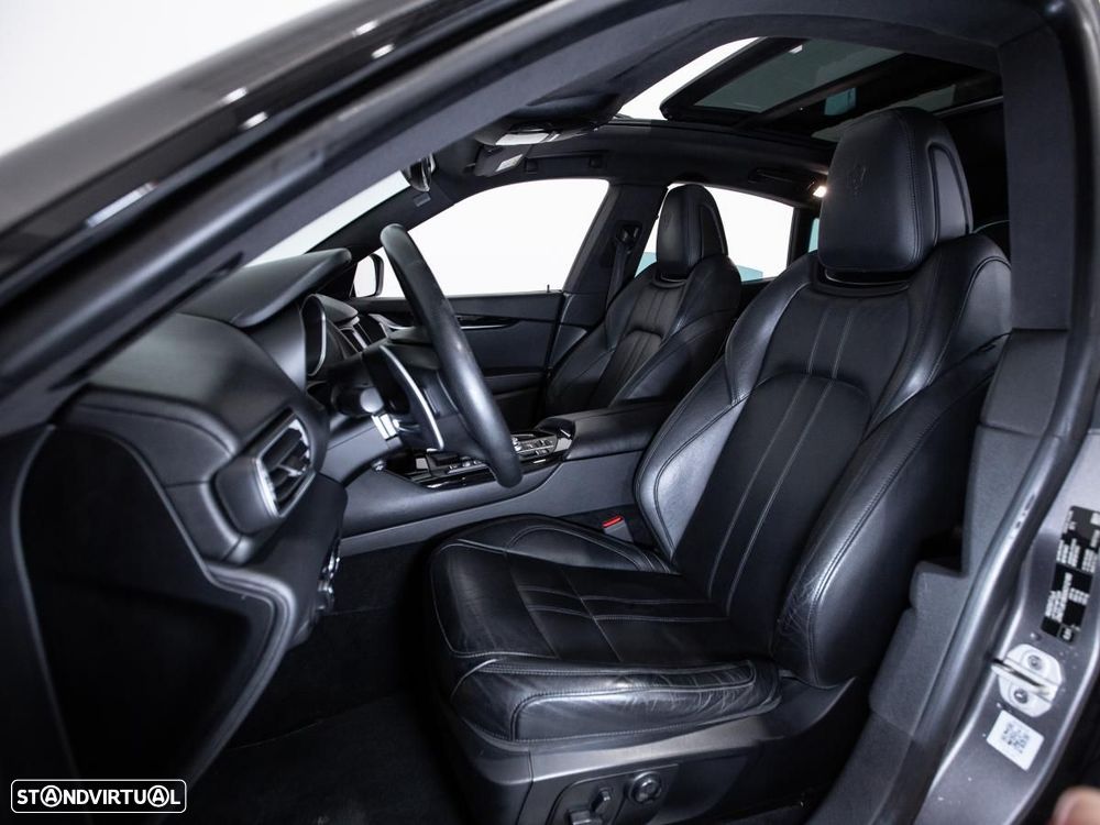 Maserati Levante - 10