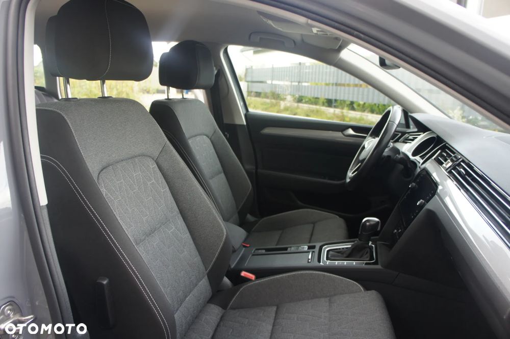 Volkswagen Passat 2.0 TDI EVO Business DSG - 13
