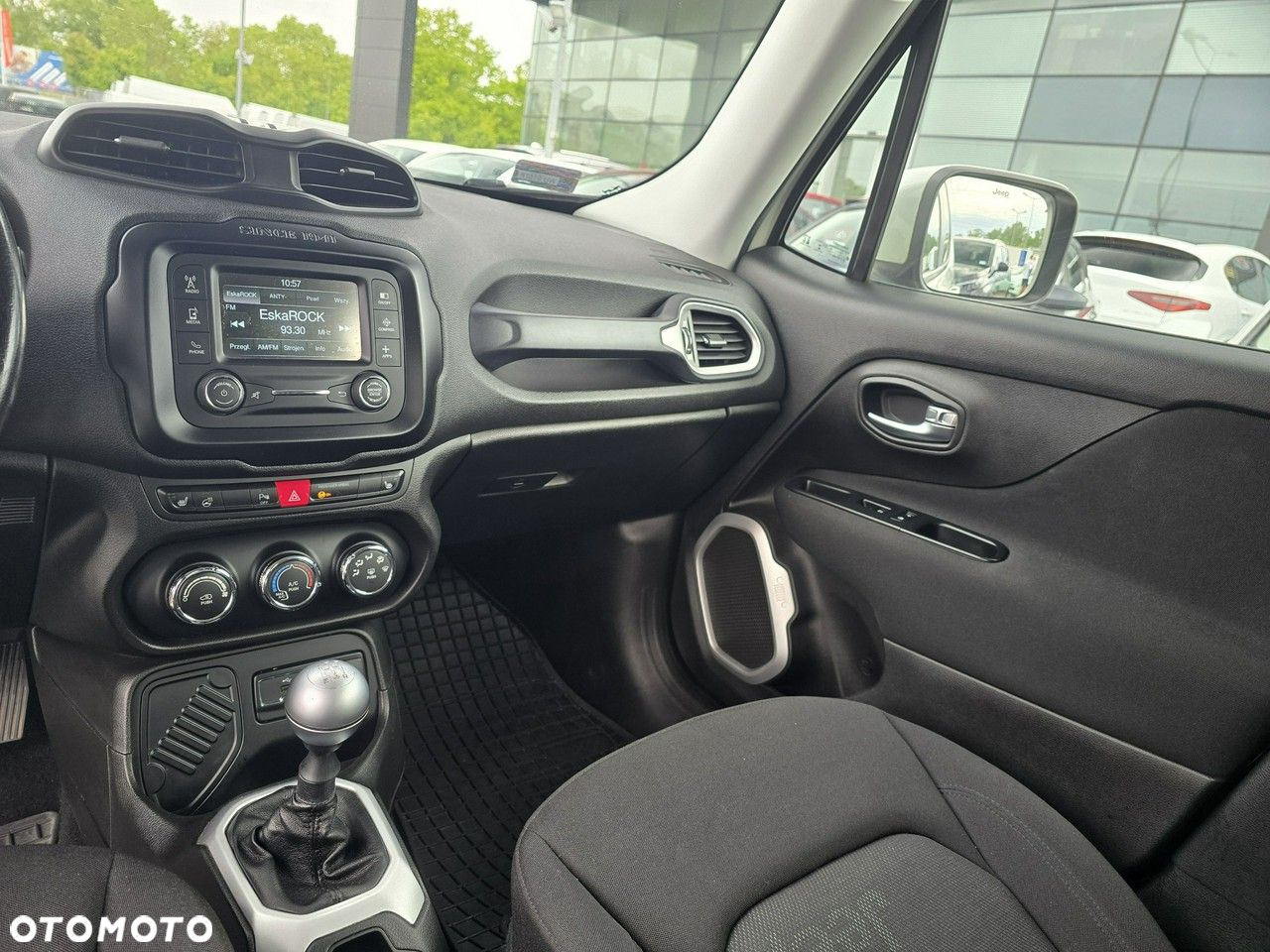 Jeep Renegade - 27