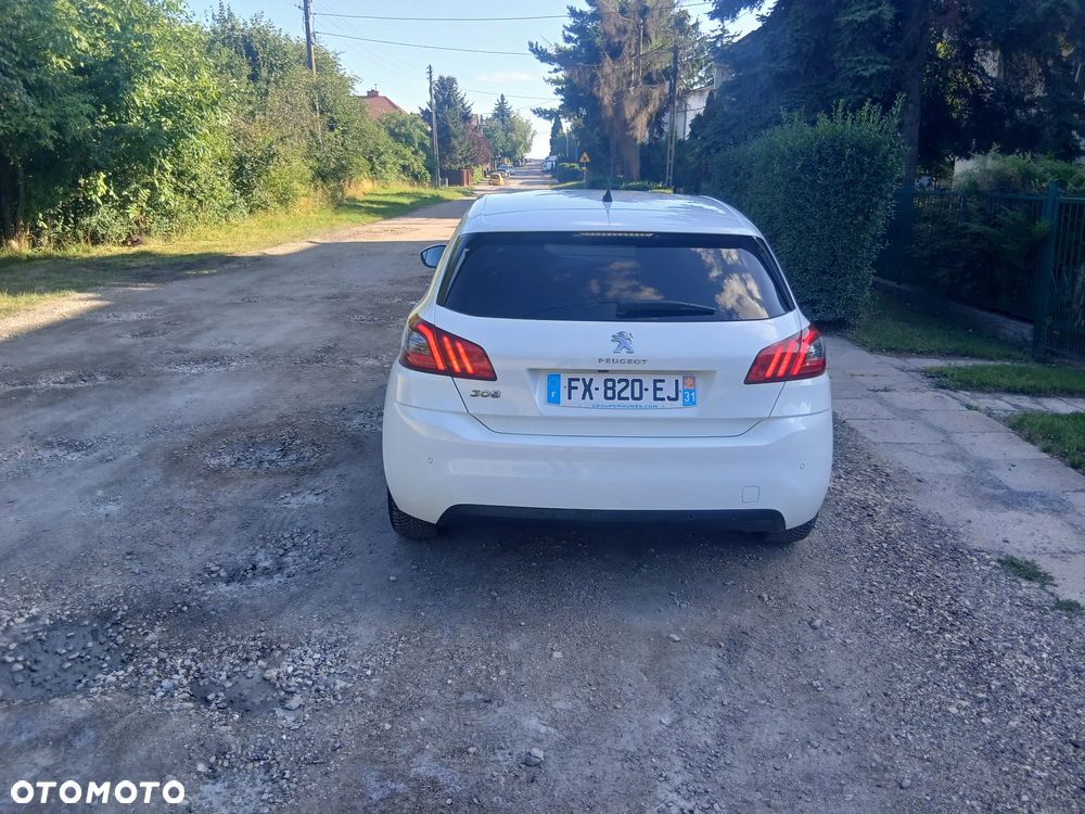 Peugeot 308 BlueHDi 130 Stop & Start Style - 8