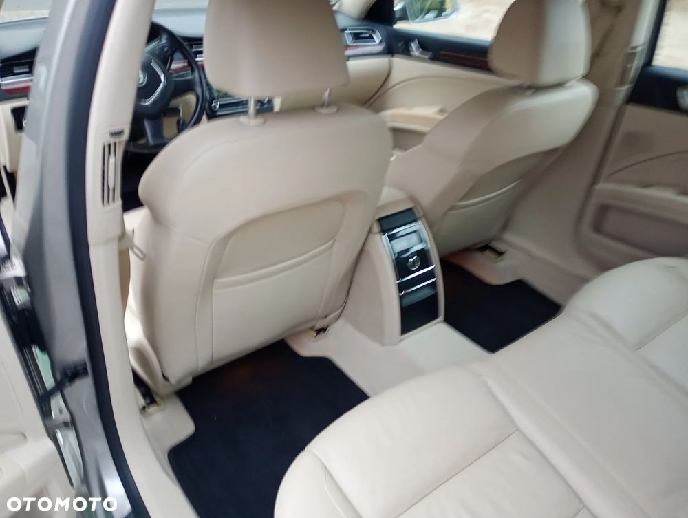 Skoda Superb 1.8 TSI Business DSG - 14