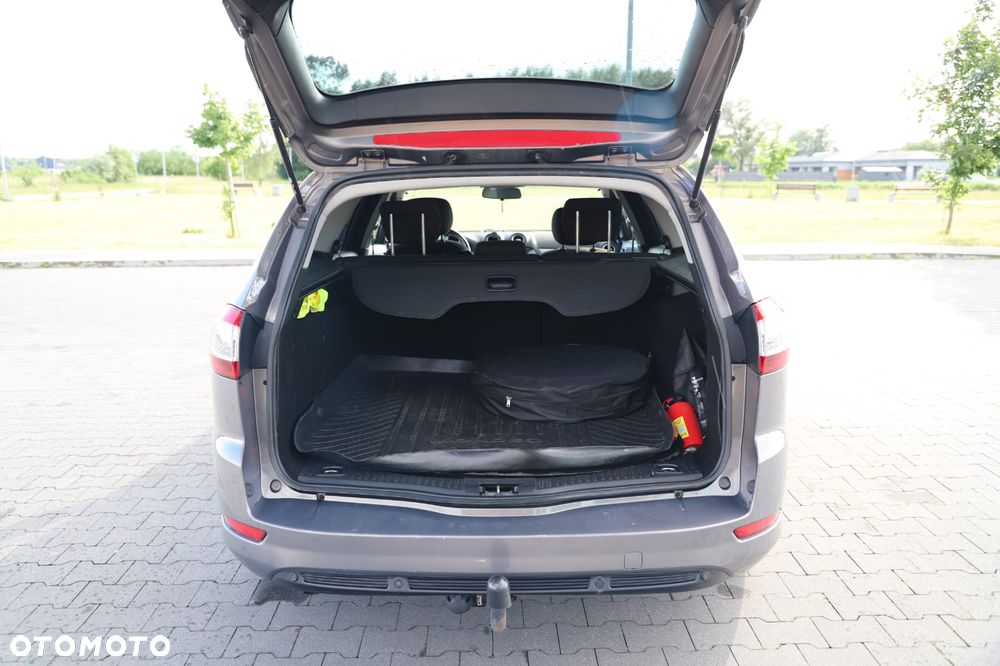 Ford Mondeo 2.0 FF Gold X - 16