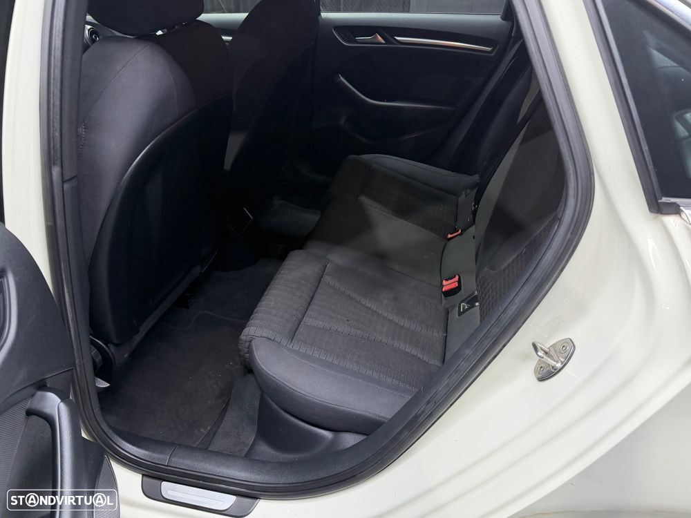 Audi A3 Limousine - 11