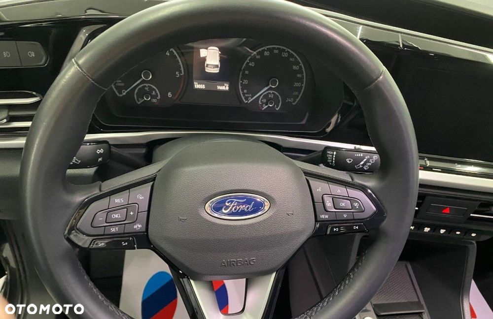 Ford Tourneo Connect - 15