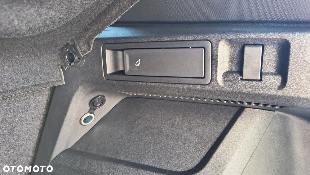 Volkswagen Tiguan - 38