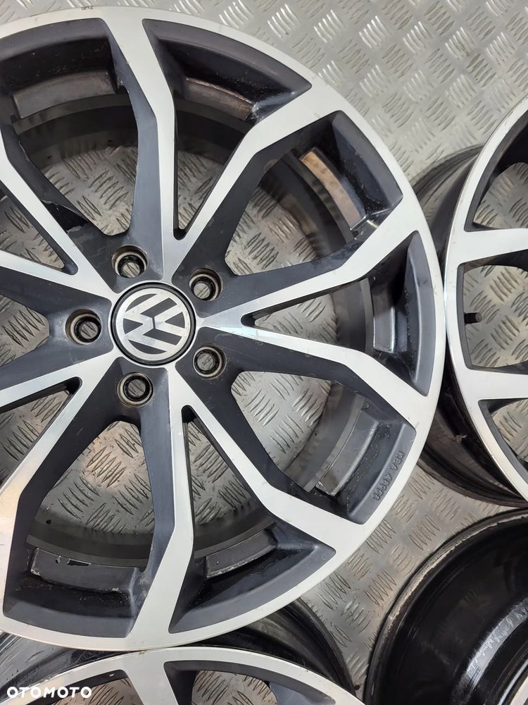 Vw Golf Passat Felgi Aluminiowe 18 5x112 - 7