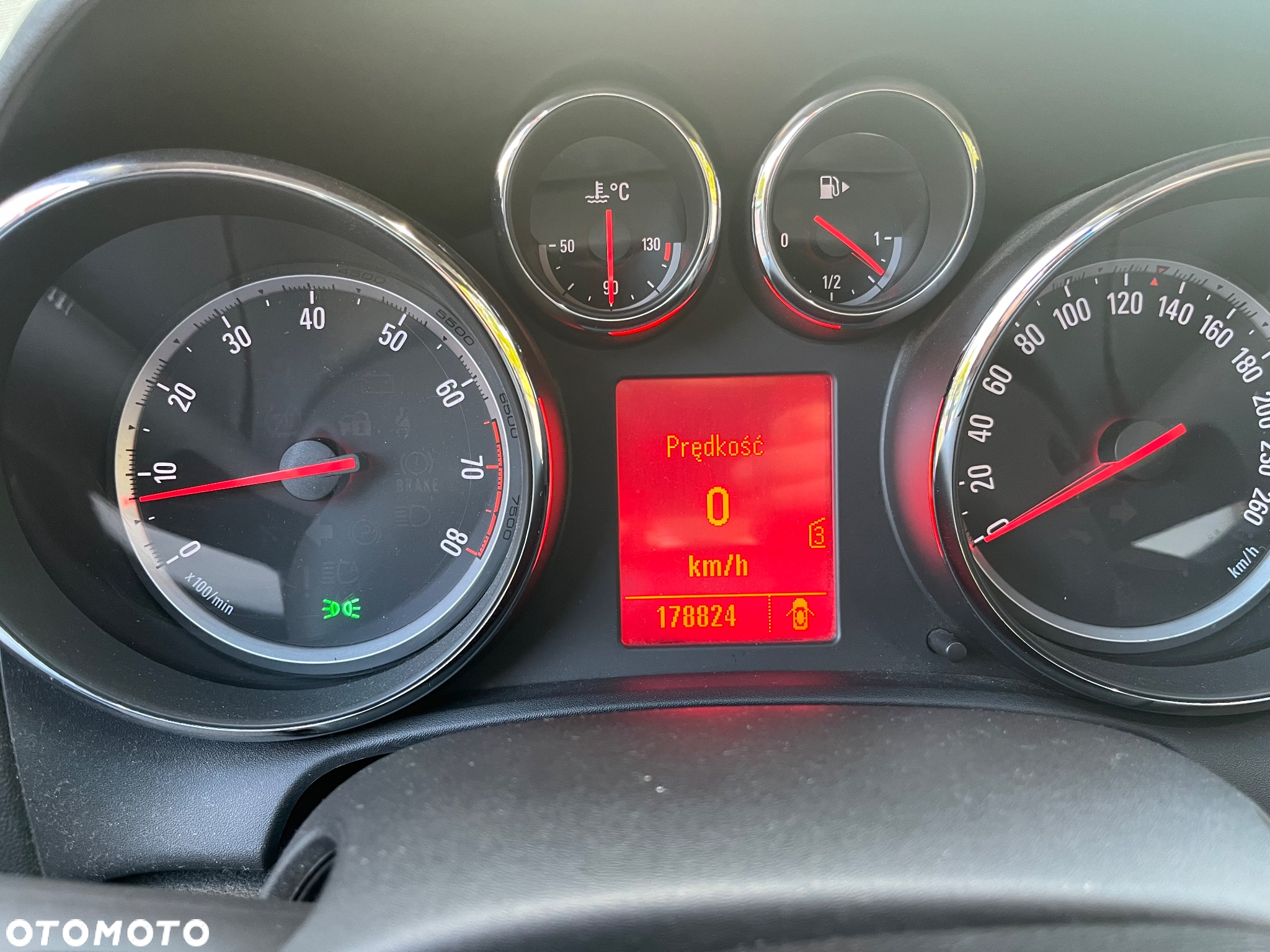 Opel Astra 1.4 Turbo Edition Sport - 8