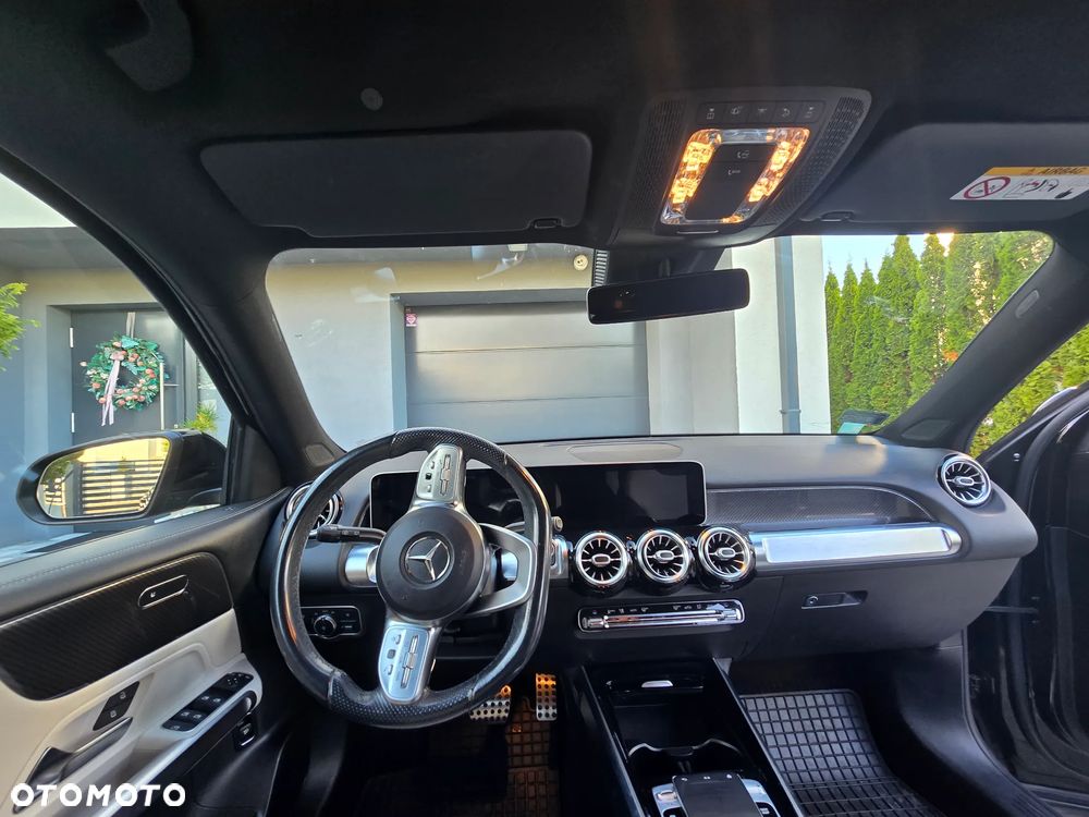 Mercedes-Benz GLB - 19