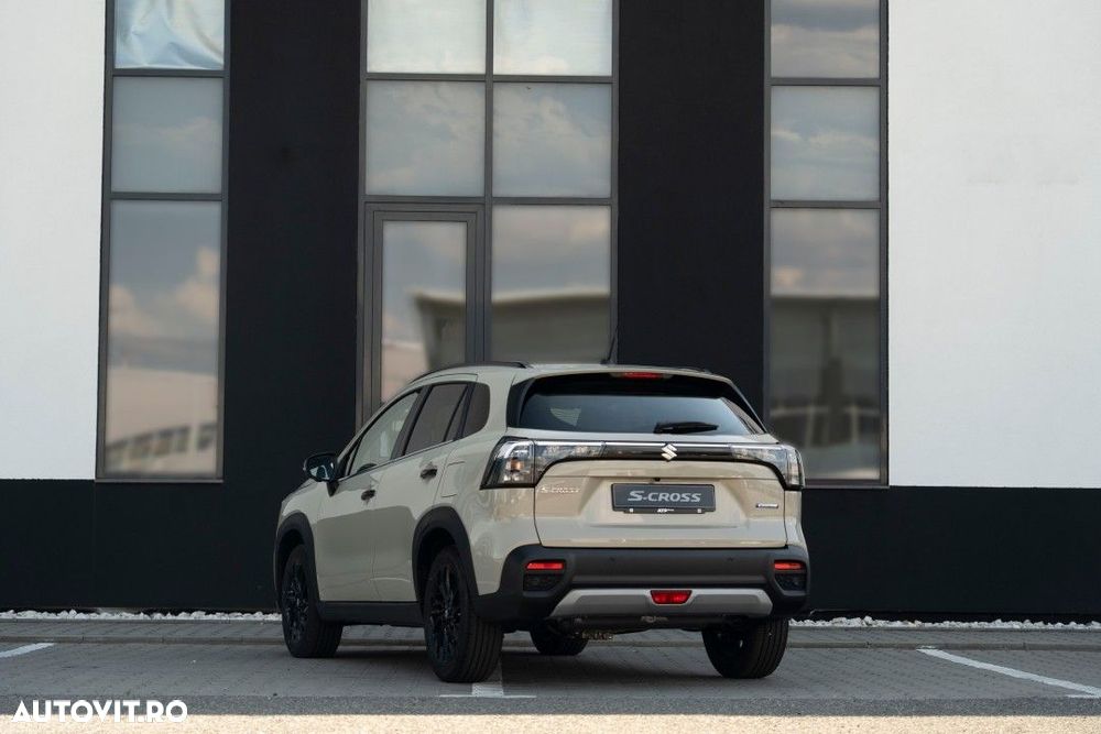 Suzuki S-Cross - 4