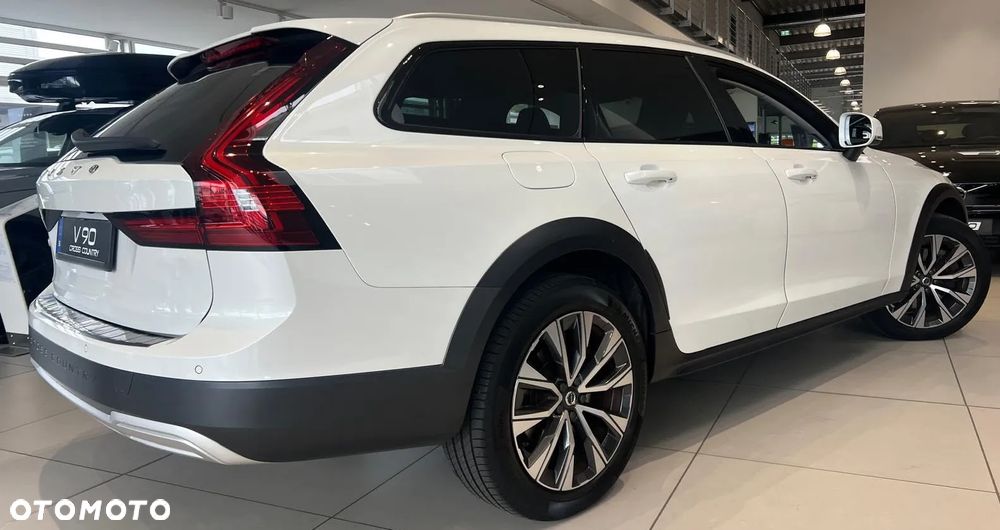 Volvo V90 Cross Country B5 D AWD Geartronic Pro - 12