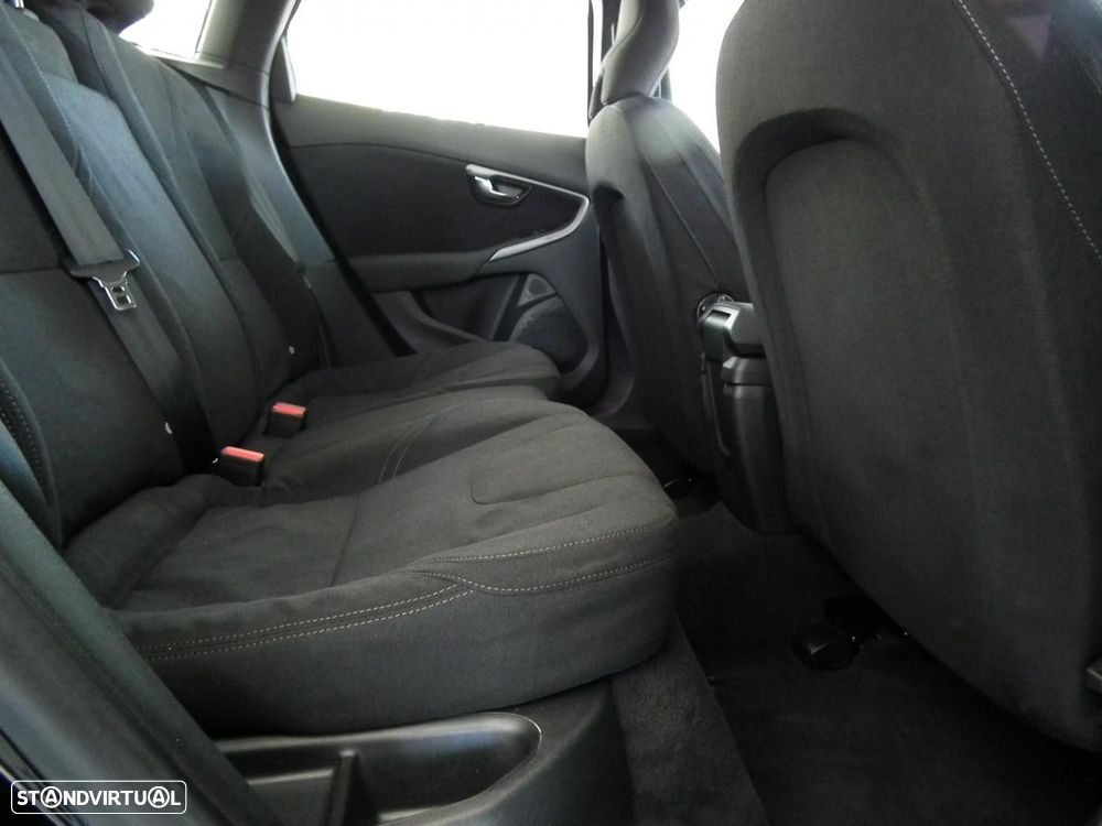 Volvo V40 1.6 D2 Kinetic - 13
