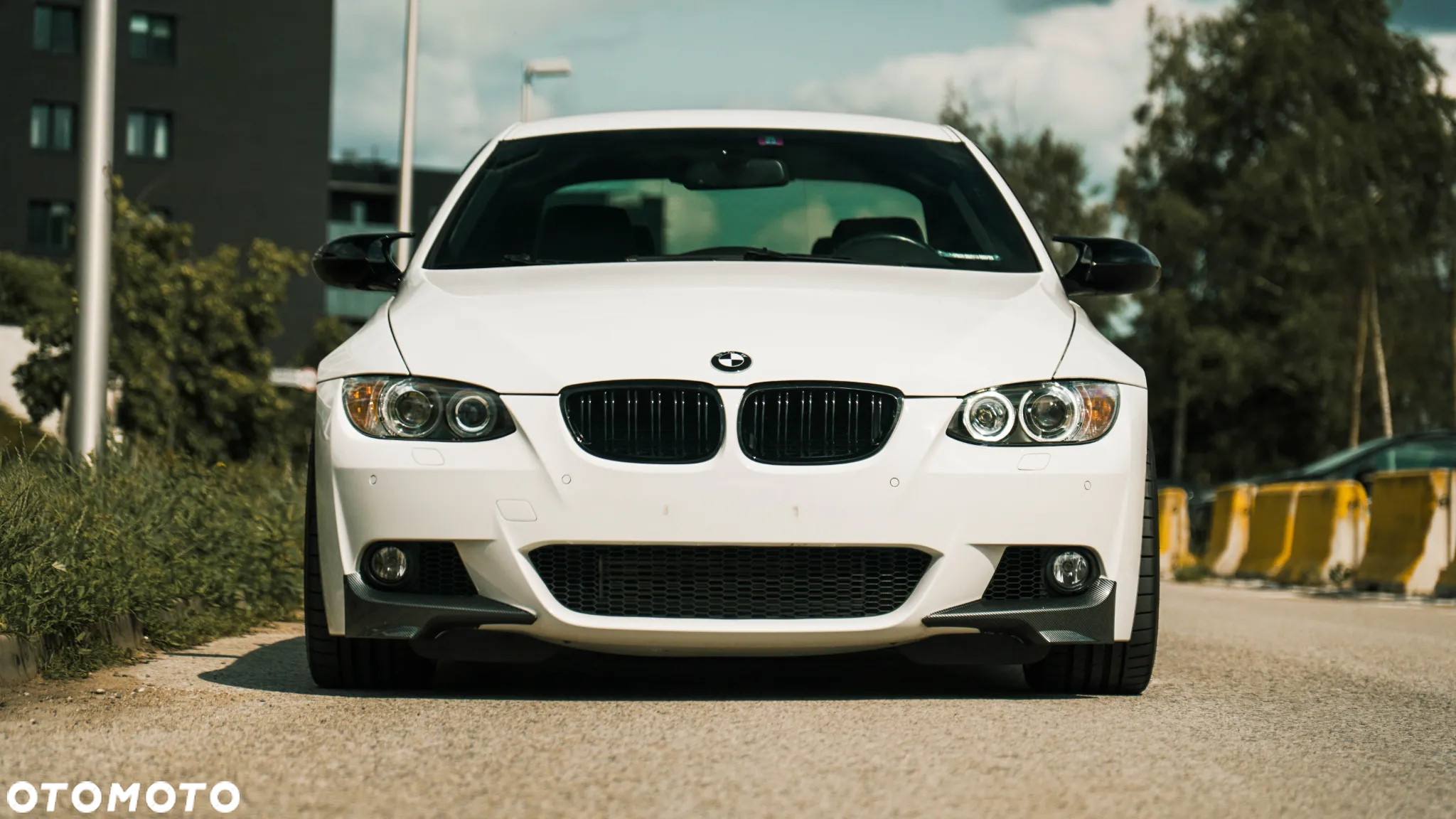 BMW Seria 3 335i Coupe - 12