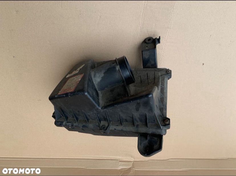 Obudowa filtra powietrza Ford c-max mk1 focus mk2 - 2