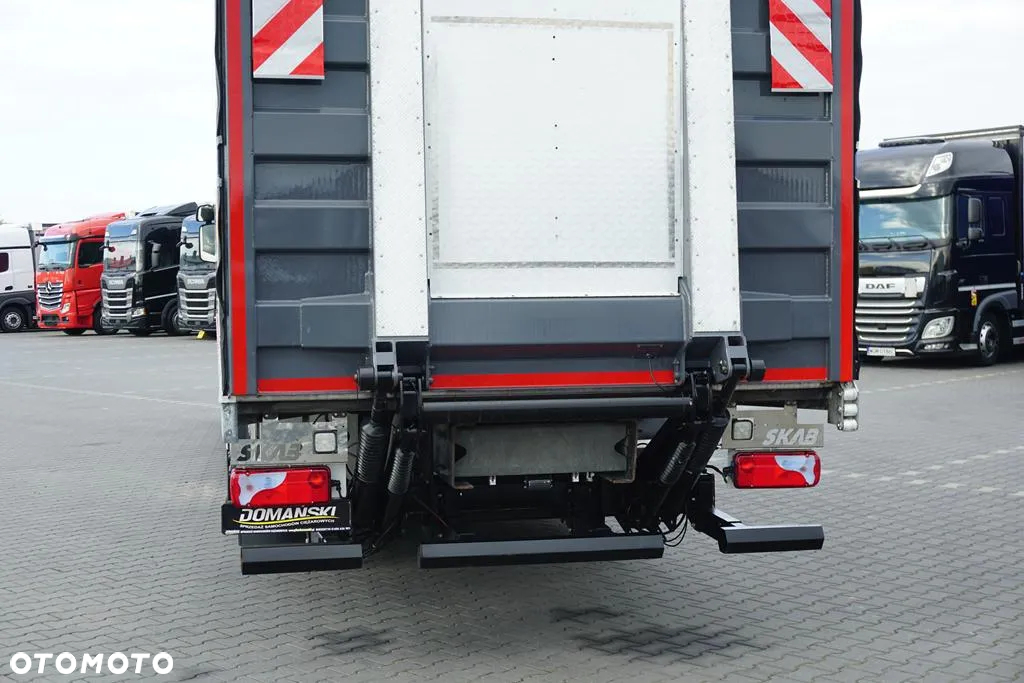 Scania P 320 / EURO 6 / KONTENER + WINDA / 22 PALETY / OŚ SKRĘTNA - 37