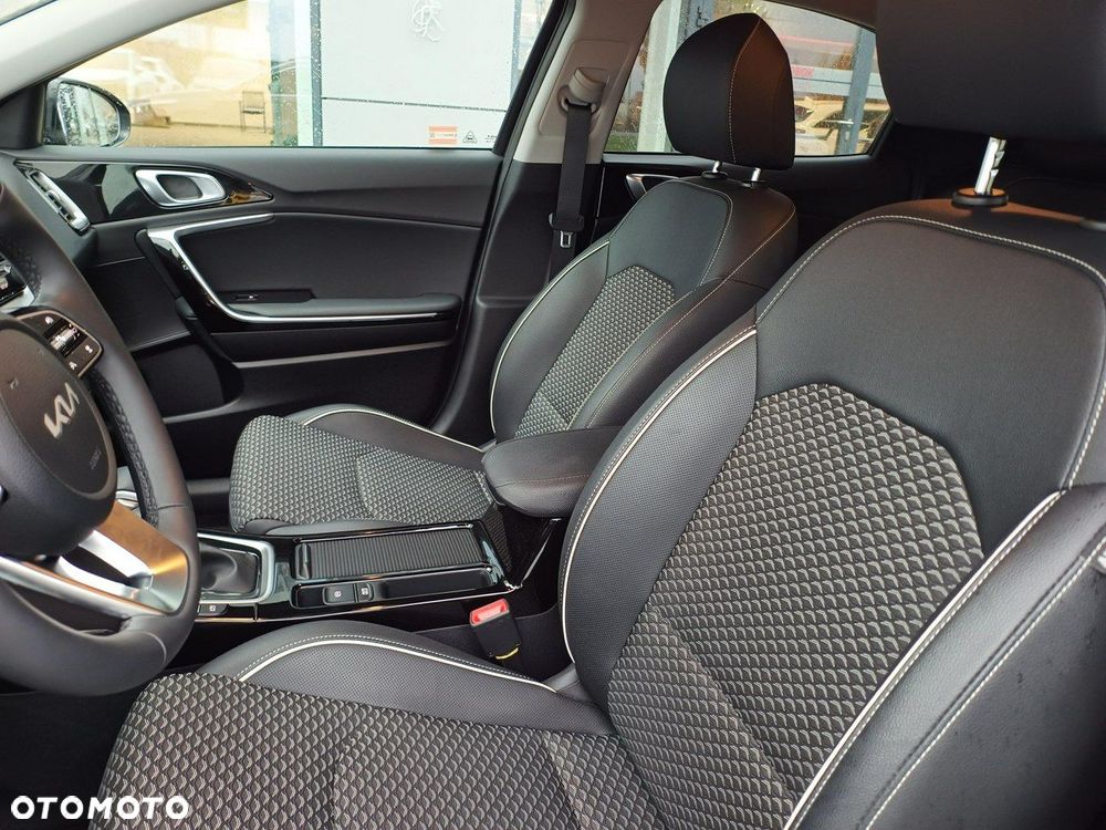 Kia XCeed - 9