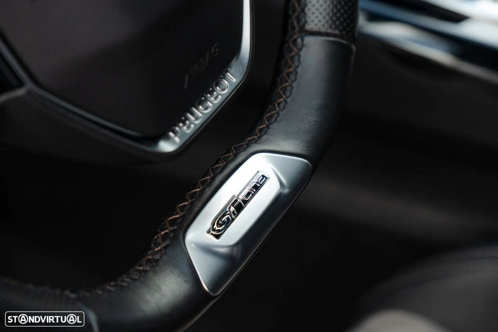 Peugeot 3008 1.6 Hybrid GT Line e-EAT8 - 24