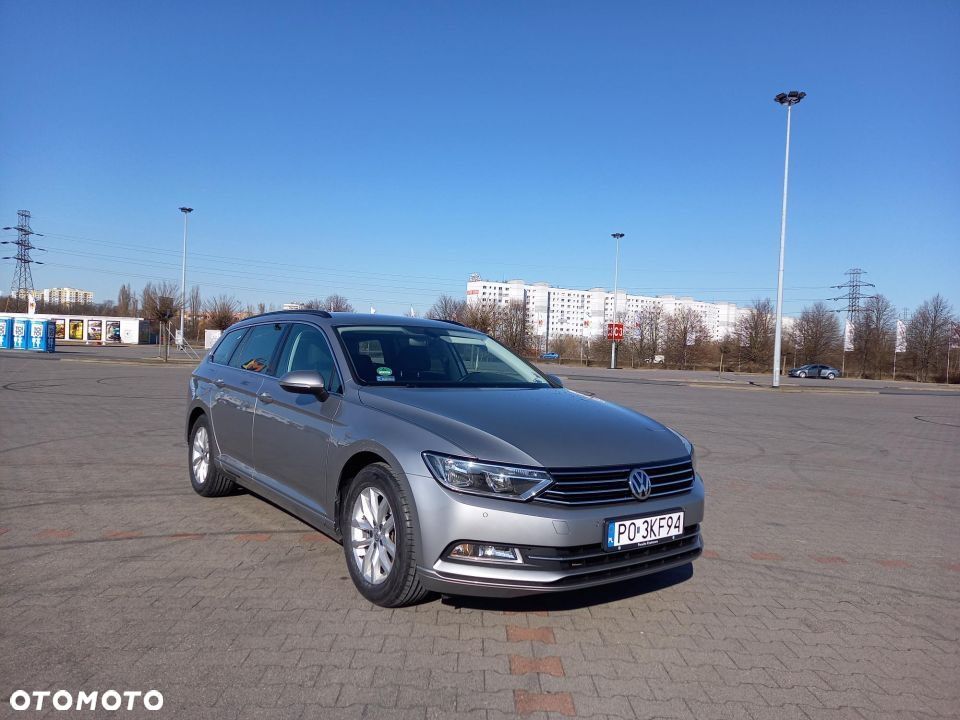 Volkswagen Passat 2.0 TDI SCR Comfortline DSG - 10