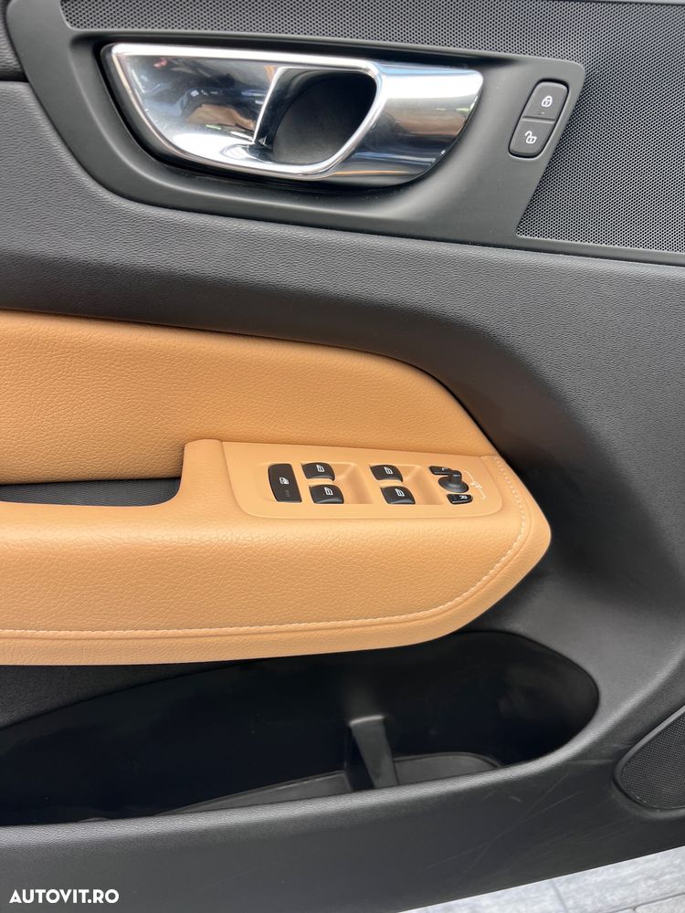 Volvo XC 60 D4 Momentum Pro - 6