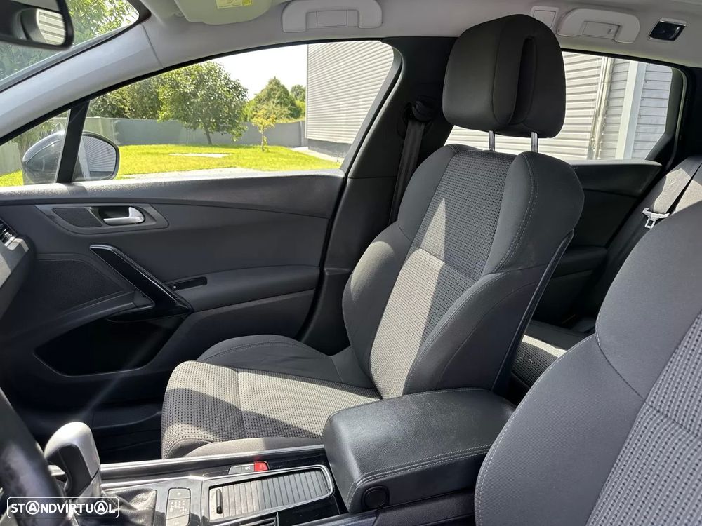 Peugeot 508 SW BlueHDi 120 EAT6 Stop&Start Allure - 30