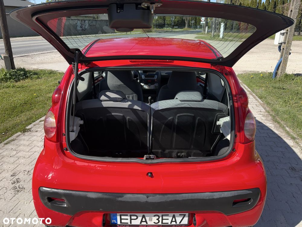 Peugeot 107 - 8