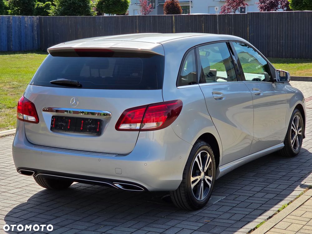Mercedes-Benz Klasa B 180 7G-DCT Edition - 5