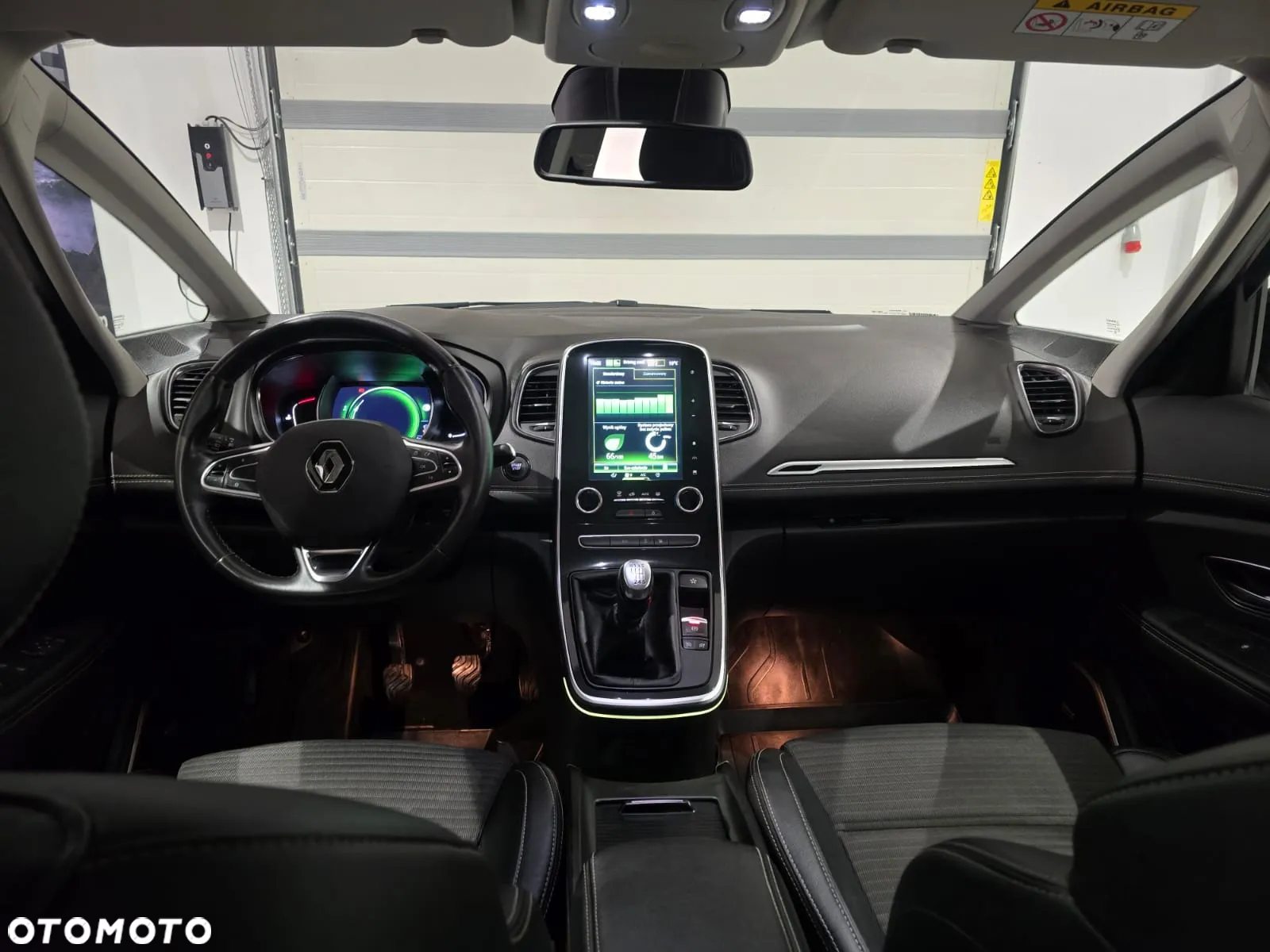 Renault Scenic 1.7 Blue dCi Zen - 12