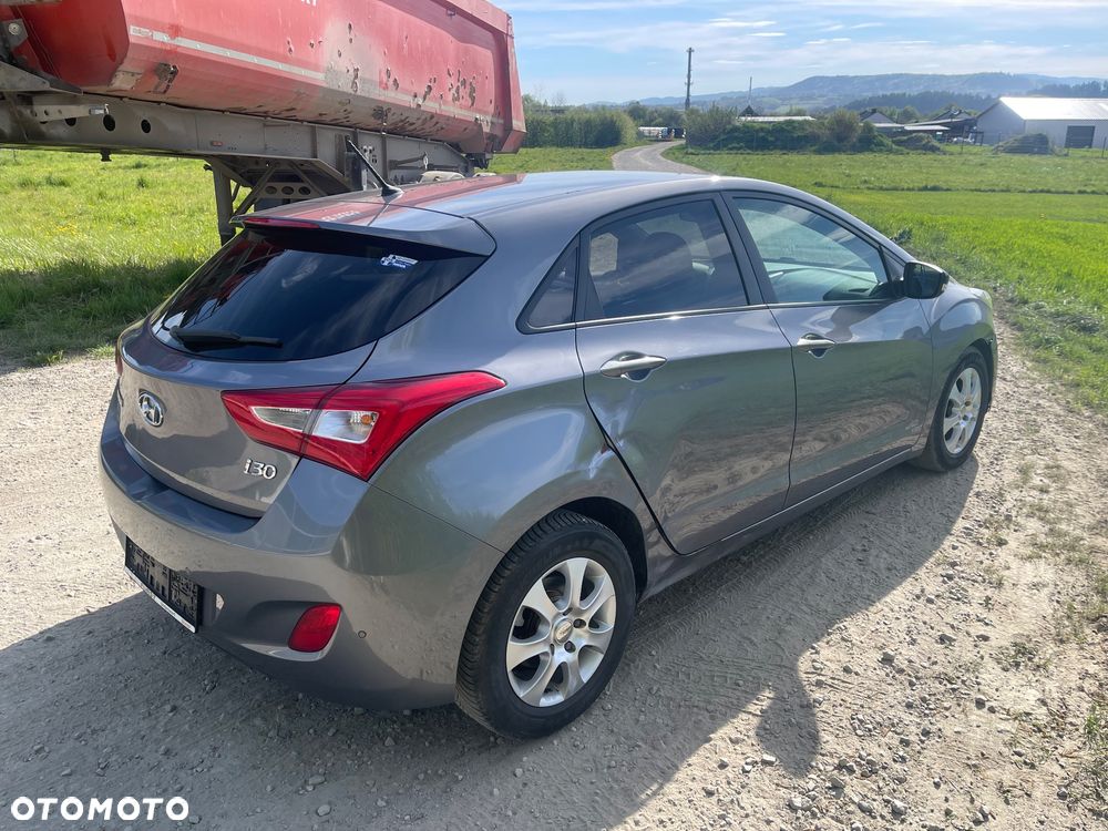 Hyundai i30 1.4 CRDi Trend - 5