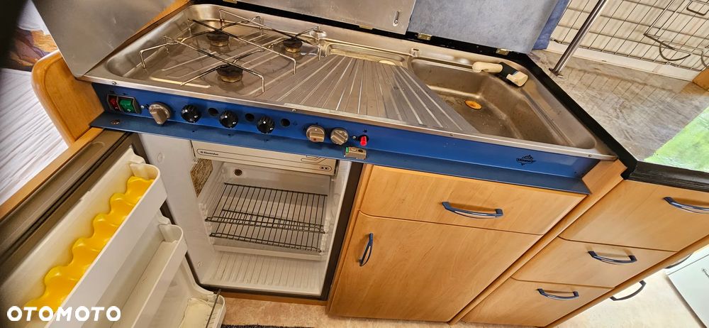 Hobby De Luxe 440 - 10