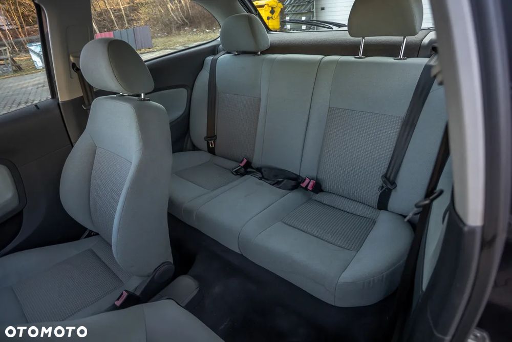 Seat Ibiza 1.4 16V Stylance - 15