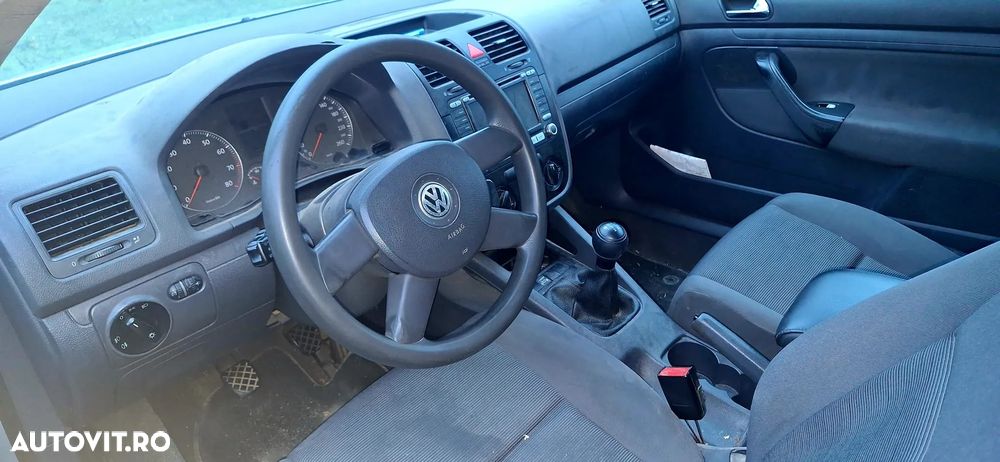 Volkswagen Golf - 4