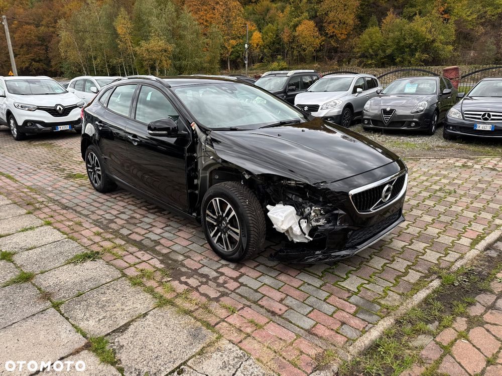 Volvo V40 Cross Country - 3