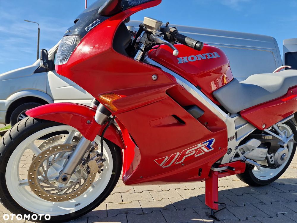 Honda VFR - 17