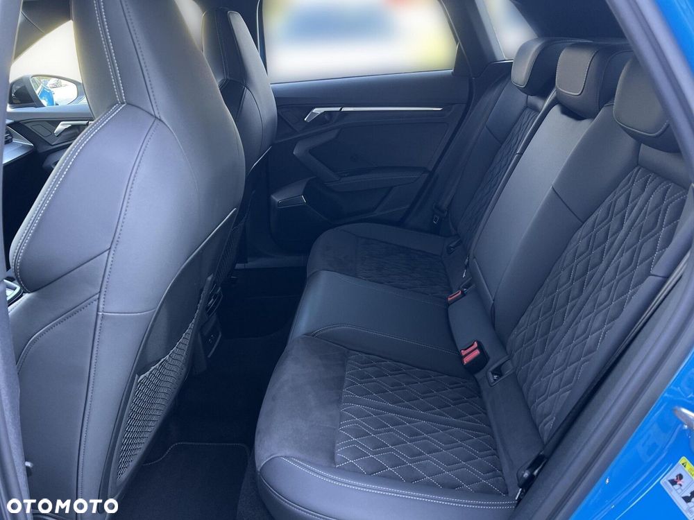 Audi S3 Sportback - 11