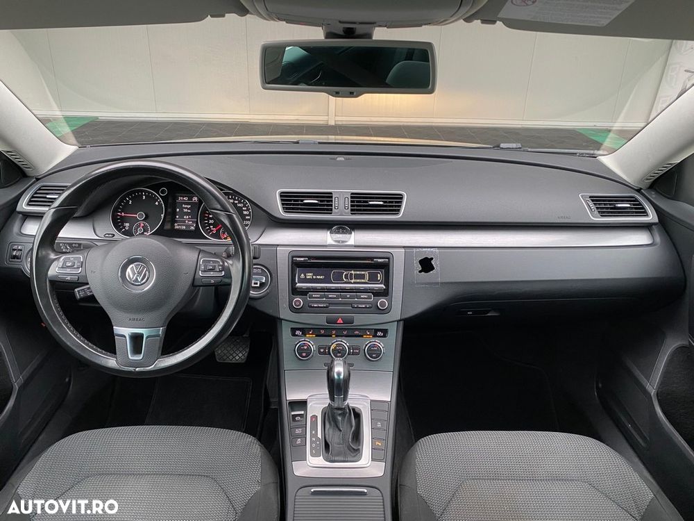 Volkswagen Passat Variant 2.0 Blue TDI DSG SCR Business Edition - 10