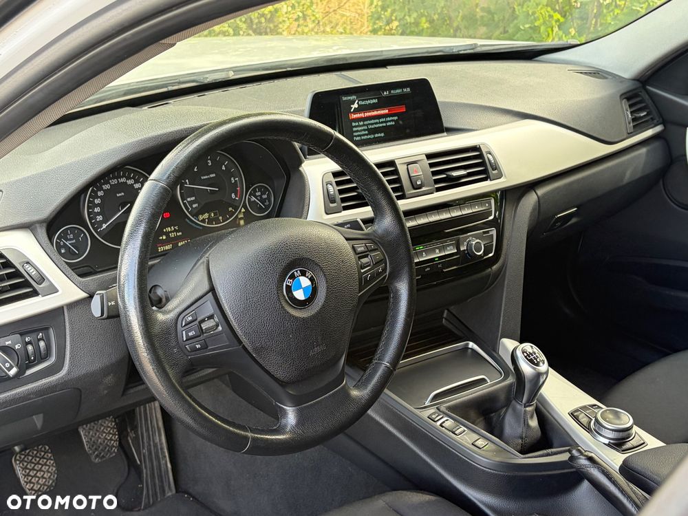 BMW Seria 3 - 11