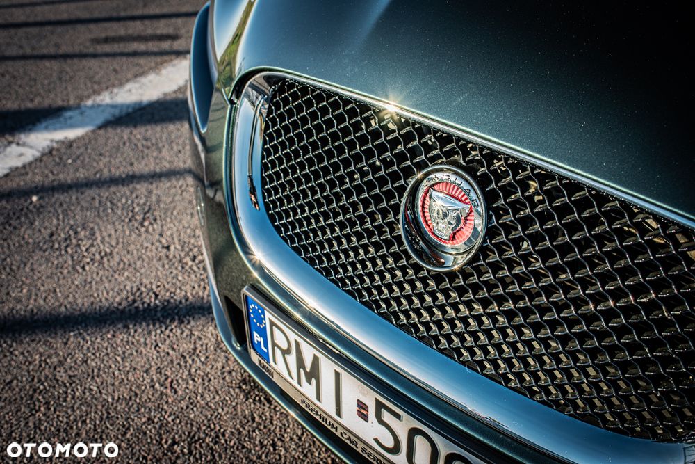 Jaguar XF - 17