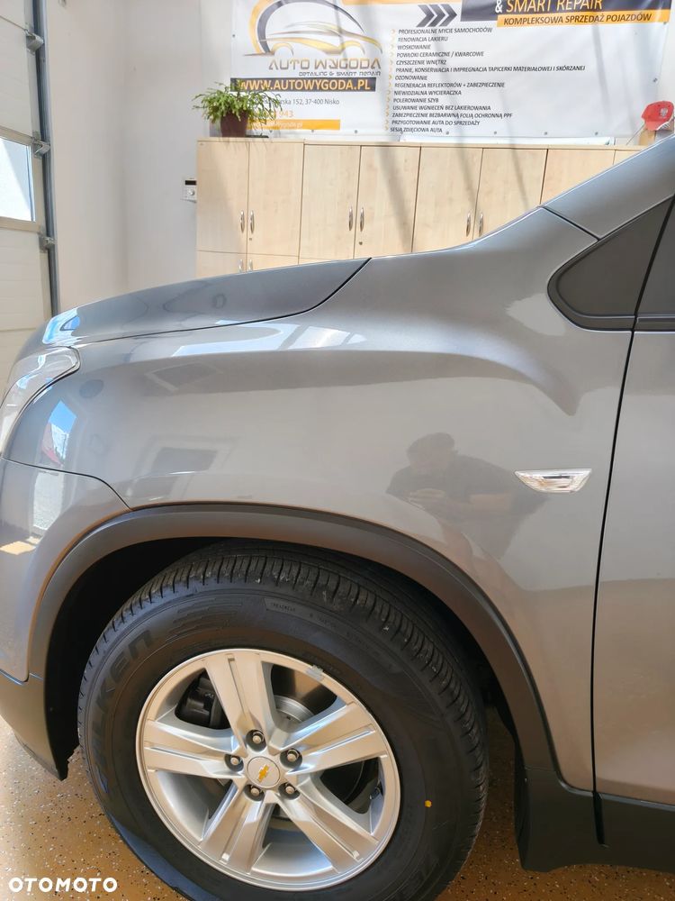 Chevrolet Trax 1.4 T LS - 18