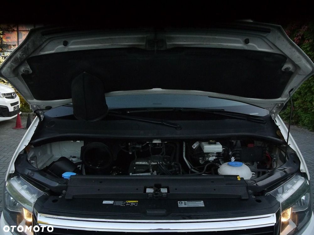 Volkswagen Crafter - 32