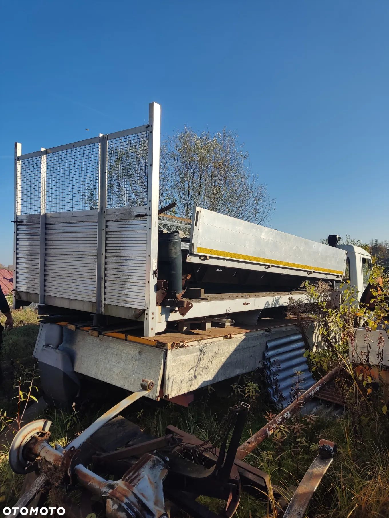 zabudowa skrzynia ładunkowa Iveco - 1