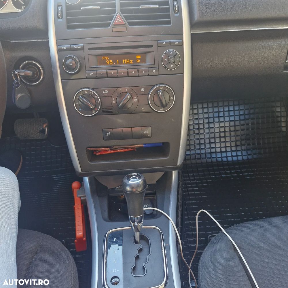 Mercedes-Benz B 200 - 5