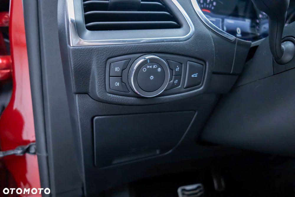 Ford S-Max 2.5 Duratec FHEV (7-Sitzer) ST-LINE - 18