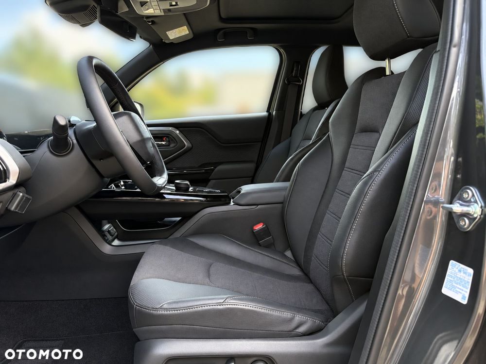 Toyota Urban Cruiser 61kWh Executive - 11