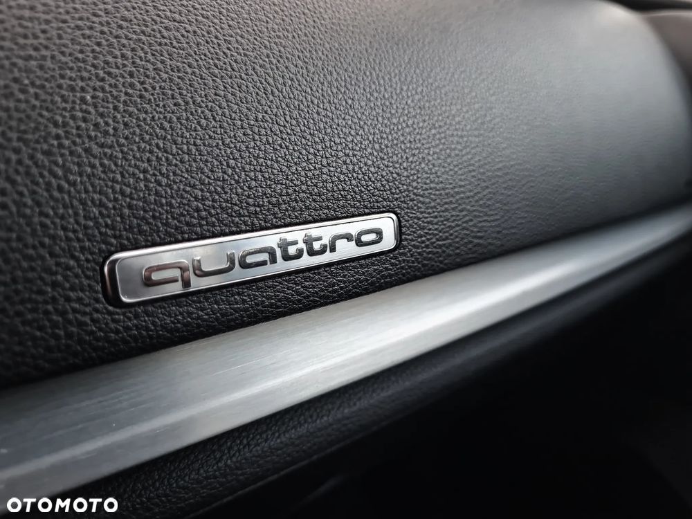 Audi A3 Sportback 2.0 TDI (clean diesel) quattro S tronic S line Sportpaket - 35